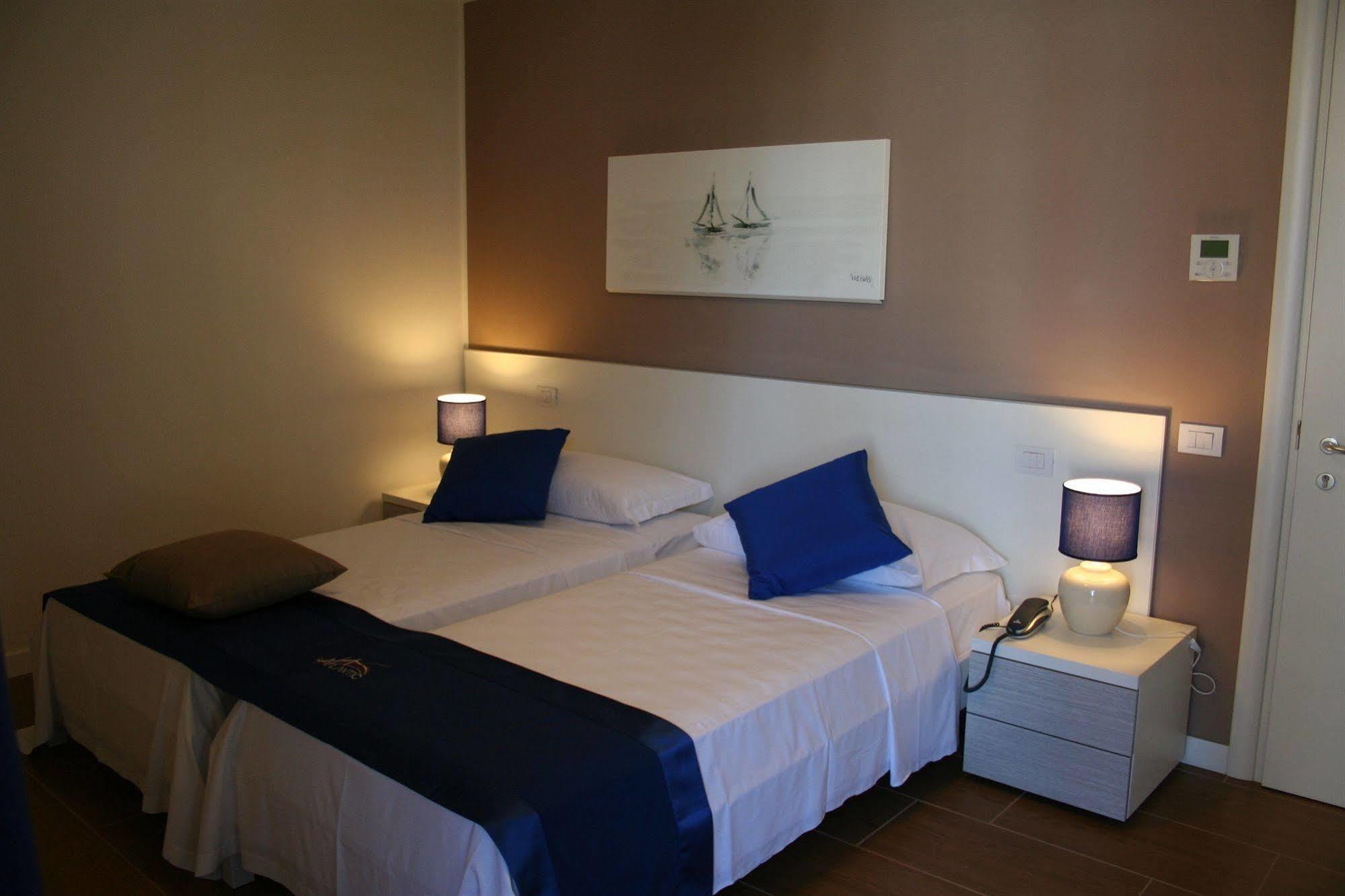 Apart Hotel Atlantic Grado Exterior photo